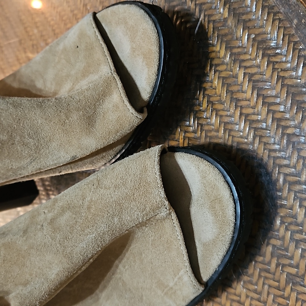 KDB shoes - 8.5 - Picture 2 of 7